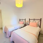 2 Bed Garden Benavista Direct Pool Access Walk To Golf, Tennis & Amenities * Estepona
