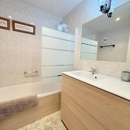 2 Bed Garden Benavista Direct Pool Access Walk To Golf, Tennis & Amenities