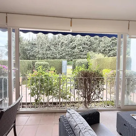 2 Bed Garden Benavista Direct Pool Access Walk To Golf, Tennis & Amenities *