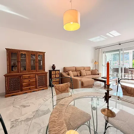 2 Bed Garden Benavista Direct Pool Access Walk To Golf, Tennis & Amenities * Estepona