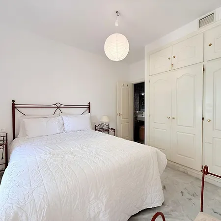 Apartamento 2 Bed Garden Benavista Direct Pool Access Walk To Golf, Tennis & Amenities Estepona