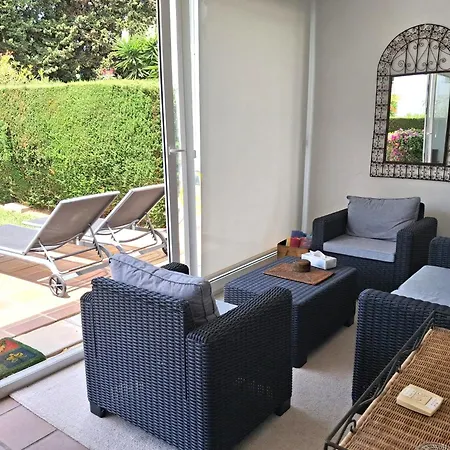2 Bed Garden Benavista Direct Pool Access Walk To Golf, Tennis & Amenities Apartman