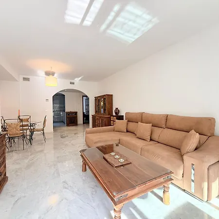 Appartement 2 Bed Garden Direct Pool Access Walk To Golf, Tennis & Amenities, Benavista *