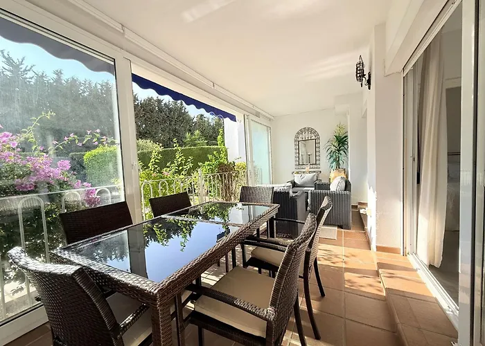 2 Bed Garden Direct Pool Access Walk To Golf, Tennis & Amenities, Benavista Appartement